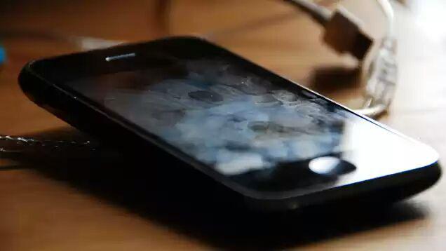 Come mantenere pulito lo schermo di uno smartphone Android 5